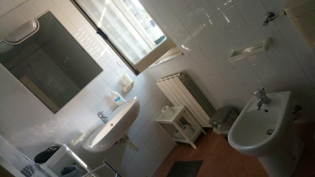 Al Chiostro Guesthouse เจนัว ภายนอก รูปภาพ